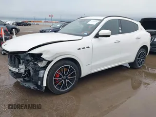2018 Maserati Levante S GranSport z VIN ZN661YUS5JX301985, wystawiony jako IAAI lot #42180610 z przebiegiem 61 795 mil mil oraz . Historia ofert i sprzedaży dostępna na DreamBid. Obrazek 19.
