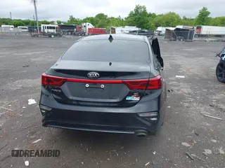 2019 Kia Forte S z VIN 3KPF34AD2KE016544, wystawiony jako IAAI lot #42254640 z przebiegiem 150 306 mil mil oraz . Historia ofert i sprzedaży dostępna na DreamBid. Obrazek 16.