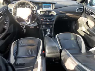 2017 Infiniti QX30 Premium z VIN SJKCH5CP8HA037540, wystawiony jako Copart lot #85222774 z przebiegiem 64 310 mil mil oraz Szkoda całkowita • Salvage title. Historia ofert i sprzedaży dostępna na DreamBid. Obrazek 8.