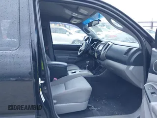 2014 Toyota Tacoma PreRunner with VIN 5TFJU4GN0EX062336, listed as a IAAI auction lot 41073030 with 135,554 mi miles. Bid and sale history available at carsss.com. Image 5.