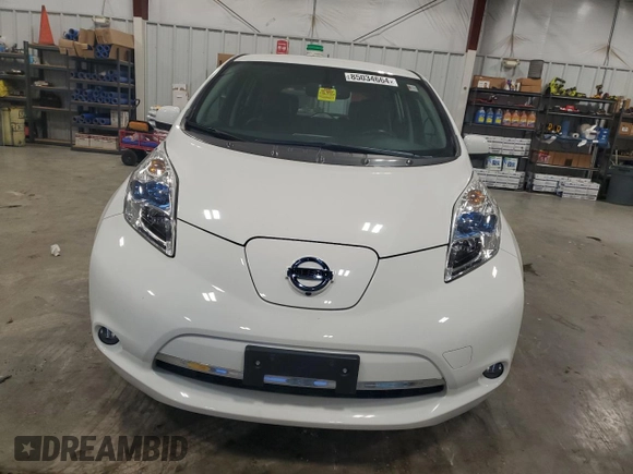 2016 Nissan LEAF S with VIN 1N4BZ0CP5GC306312, listed as a Copart auction lot 85034664 with 47,129 mi miles and Clean Title. Bid and sale history available at carsss.com. Image 5.