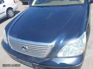 2006 Lexus LS 430 with VIN JTHBN36F365047847, listed as a IAAI auction lot 42095250 with 177,101 mi miles. Bid and sale history available at carsss.com. Image 6.