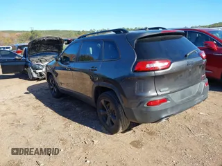 2016 Jeep Cherokee Latitude with VIN 1C4PJLCS1GW222001, listed as a IAAI auction lot 41068661 with 119,399 mi miles. Bid and sale history available at carsss.com. Image 3.