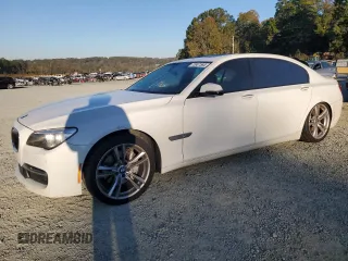 2015 BMW 7 Series 740Li with VIN WBAYE4C59FD139044, listed as a Copart auction lot 75907584 with 113,587 mi miles and Salvage Title. Bid and sale history available at DreamBid. Image 1.