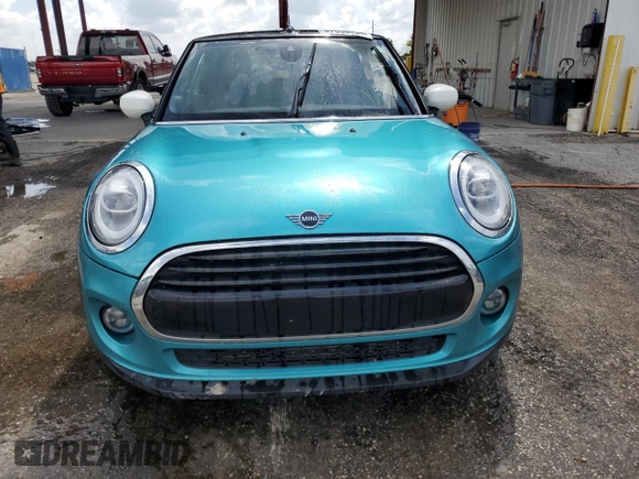 2020 MINI Convertible Cooper с VIN WMWWJ3C01L3M02100, выставлен на аукционе Copart как лот 67056434 с пробегом Не указан миль и На запчасти • Non repairable. История ставок и продаж доступна на DreamBid. Изображение 5.