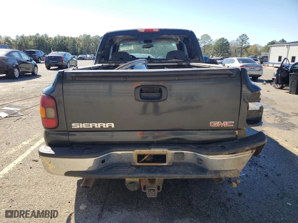 2003 GMC Sierra 1500 SLT with VIN 1GTEC19T43Z209323, listed as a Copart auction lot 47861515 with 158,236 mi miles and Salvage Title. Bid and sale history available at carsss.com. Image 6.