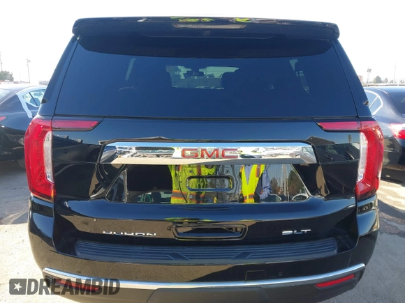 2021 GMC Yukon XL SLT with VIN 1GKS2GKD0MR471504, listed as a IAAI auction lot 41668145 with 55,917 mi miles. Bid and sale history available at carsss.com. Image 16.