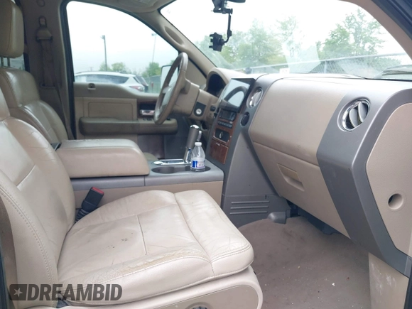 2004 Ford F-150 XLT with VIN 1FTPW12574KC02677, listed as a IAAI auction lot 42210053 with 145,425 mi miles and . Bid and sale history available at DreamBid. Image 5.