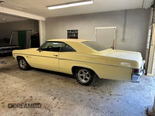 1966 Chevrolet Impala z VIN 164376Y158054, wystawiony jako Copart lot #86863514 z przebiegiem 32 332 mil mil oraz Czysty tytuł • Clean title. Historia ofert i sprzedaży dostępna na DreamBid. Obrazek 3.