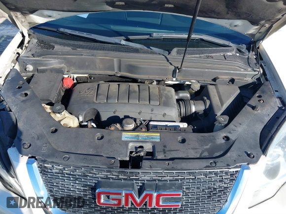 2010 GMC Acadia SLT1 with VIN 1GKLVMED0AJ167282, listed as a IAAI auction lot 41227299 with 121,293 mi miles. Bid and sale history available at carsss.com. Image 10.