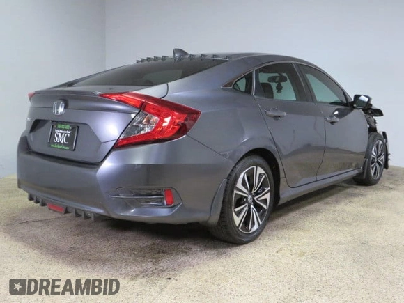 2017 Honda Civic Sedan EX-L with VIN 2HGFC1F70HH645185, listed as a Copart auction lot 48584585 with 132,384 mi miles and Clean Title. Bid and sale history available at carsss.com. Image 3.