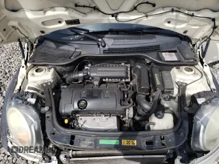 2009 MINI Cooper Hardtop with VIN WMWMF33509TU72832, listed as a Copart auction lot 53357785 with 103,633 mi miles and Salvage Title. Bid and sale history available at carsss.com. Image 11.