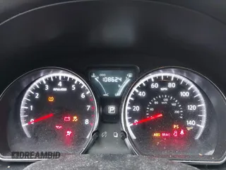 2019 Nissan Versa SV z VIN 3N1CN7AP4KL814213, wystawiony jako IAAI lot #40877781 z przebiegiem 108 624 mil mil oraz . Historia ofert i sprzedaży dostępna na DreamBid. Obrazek 7.