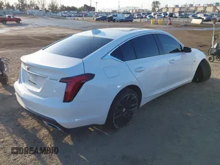 2020 Cadillac CT5 Luxury z VIN 1G6DW5RK9L0128732, wystawiony jako IAAI lot #41958505 z przebiegiem 49 919 mil mil oraz . Historia ofert i sprzedaży dostępna na DreamBid. Obrazek 4.