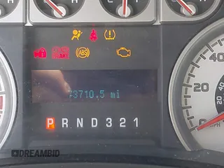 2009 Ford F-150 XL с VIN 1FTPW14V99FB30622, выставлен на аукционе IAAI как лот 42650182 с пробегом 73 710 миль миль и . История ставок и продаж доступна на DreamBid. Изображение 15.