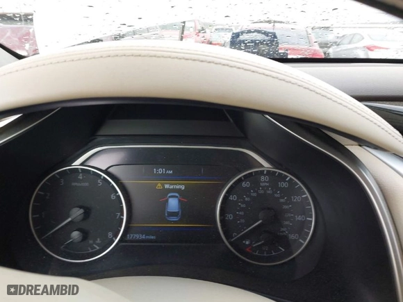2015 Nissan Murano Platinum with VIN 5N1AZ2MH0FN237598, listed as a IAAI auction lot 41945540 with 177,934 mi miles. Bid and sale history available at carsss.com. Image 7.
