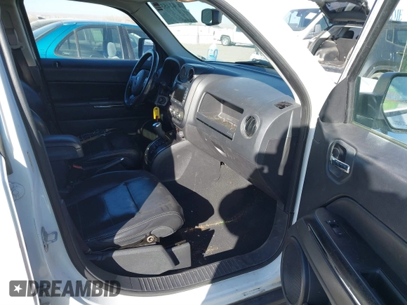2012 Jeep Patriot Limited z VIN 1C4NJPCB0CD540406, wystawiony jako IAAI lot #41424558 z przebiegiem 148 040 mil mil oraz . Historia ofert i sprzedaży dostępna na DreamBid. Obrazek 5.