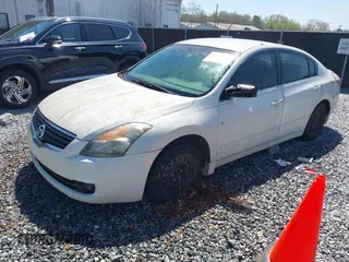 2009 Nissan Altima 2.5 S with VIN 1N4AL21E49N548333, listed as a IAAI auction lot 41855722 with 189,579 mi miles. Bid and sale history available at carsss.com. Image 2.