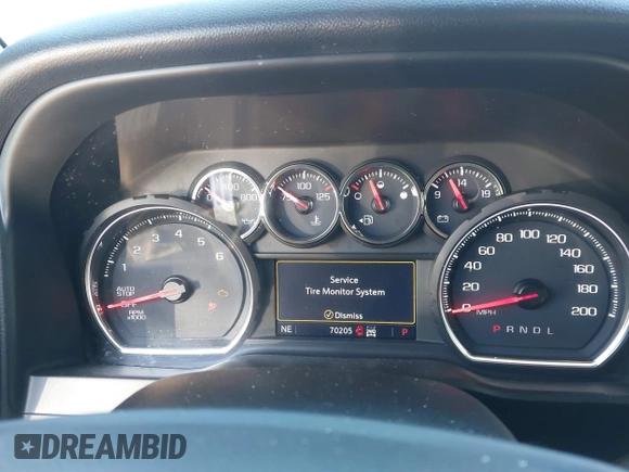 2019 Chevrolet Silverado 1500 LT with VIN 1GCUYDED8KZ365411, listed as a IAAI auction lot 41876231 with 70,205 mi miles. Bid and sale history available at carsss.com. Image 7.