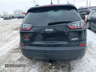 2019 Jeep Cherokee Latitude with VIN 1C4PJMCX6KD155434, listed as a IAAI auction lot 41347851 with 256,713 mi miles. Bid and sale history available at carsss.com. Image 17.