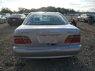 2001 Mercedes-Benz E-Class AWD with VIN WDBJF82J41X052567, listed as a Copart auction lot 75853904 with 111,491 mi miles and Clean Title. Bid and sale history available at carsss.com. Image 6.
