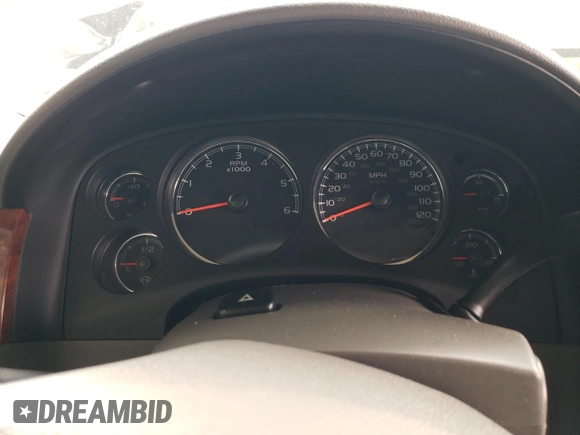 2013 Chevrolet Avalanche LTZ with VIN 3GNTKGE74DG303121, listed as a Copart auction lot 70452564 with 0 mi miles and Salvage Title. Bid and sale history available at carsss.com. Image 9.