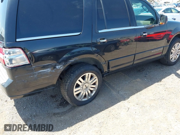 2011 Lincoln Navigator z VIN 5LMJJ2H57BEJ00298, wystawiony jako IAAI lot #42170739 z przebiegiem 175 692 mil mil oraz . Historia ofert i sprzedaży dostępna na DreamBid. Obrazek 6.