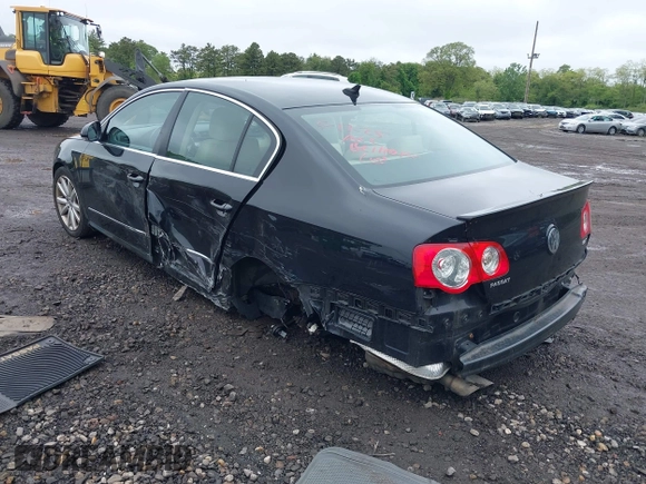 2010 Volkswagen Passat Komfort with VIN WVWJM7AN6AE154387, listed as a IAAI auction lot 42371628 with 145,054 mi miles and . Bid and sale history available at DreamBid. Image 3.