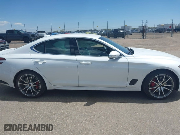 2025 Genesis G70 2.5T with VIN KMTG34SC6SU155525, listed as a IAAI auction lot 42064895 with 6,538 mi miles. Bid and sale history available at carsss.com. Image 13.