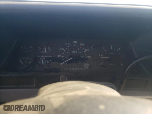 1994 Ford Explorer Eddie Bauer z VIN 1FMDU34X3RUE51150, wystawiony jako Copart lot #72376214 z przebiegiem 176 319 mil mil oraz Szkody całkowita. Historia ofert i sprzedaży dostępna na DreamBid. Obrazek 9.