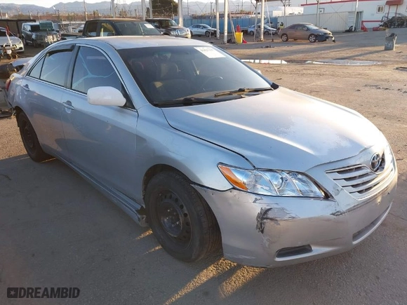 2007 Toyota Camry CE with VIN 4T1BE46K27U508205, listed as a IAAI auction lot 41827197 with 187,126 mi miles. Bid and sale history available at carsss.com. Image 1.