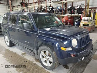 2014 Jeep Patriot Latitude z VIN 1C4NJRFB0ED730765, wystawiony jako IAAI lot #42309571 z przebiegiem 218 577 mil mil oraz . Historia ofert i sprzedaży dostępna na DreamBid. Obrazek 1.