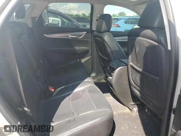 2017 Cadillac XT5 Luxury FWD z VIN 1GYKNBRS9HZ121914, wystawiony jako Copart lot #56901985 z przebiegiem 81 017 mil mil oraz Szkoda całkowita • Salvage title. Historia ofert i sprzedaży dostępna na DreamBid. Obrazek 11.