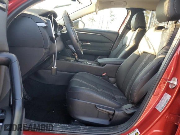 2024 Mazda CX-50 S Select with VIN 7MMVABAM7RN194042, listed as a Copart auction lot 80655444 with 12,065 mi miles and Salvage Title. Bid and sale history available at DreamBid. Image 7.