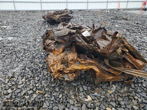 2017 Porsche Cayenne z VIN WP1AA2A26HKA82487, wystawiony jako Copart lot #55988005 z przebiegiem Nie podano mil oraz Szkoda całkowita • Salvage title. Historia ofert i sprzedaży dostępna na DreamBid. Obrazek 6.