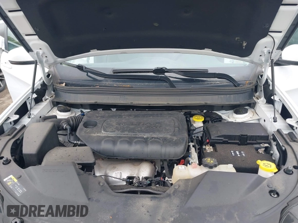 2019 Jeep Cherokee Latitude Plus with VIN 1C4PJMLB8KD320467, listed as a IAAI auction lot 42259659 with 33,368 mi miles and . Bid and sale history available at DreamBid. Image 10.