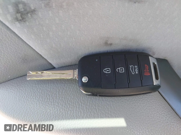 2015 Kia Optima LX z VIN KNAGM4A79F5530434, wystawiony jako IAAI lot #42145100 z przebiegiem 171 477 mil mil oraz . Historia ofert i sprzedaży dostępna na DreamBid. Obrazek 11.