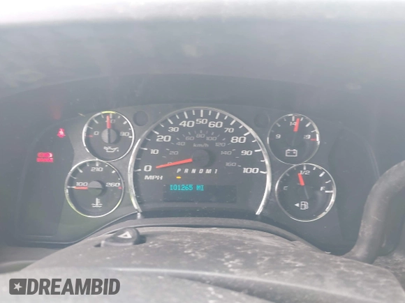 2015 Chevrolet Express Cargo Van with VIN 1GCWGFCF6F1152795, listed as a IAAI auction lot 41912147 with 101,265 mi miles. Bid and sale history available at carsss.com. Image 7.