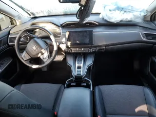 2021 Honda Clarity Plug-In Hybrid with VIN JHMZC5F16MC001619, listed as a Copart auction lot 45762224 with 0 mi miles. Bid and sale history available at carsss.com. Image 8.