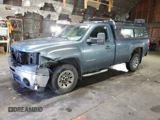2011 GMC Sierra 1500 Work Truck z VIN 1GTN1TEA1BZ376694, wystawiony jako Copart lot #82595254 z przebiegiem 119 128 mil mil oraz Szkody całkowita. Historia ofert i sprzedaży dostępna na DreamBid. Obrazek 1.