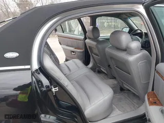 2005 Buick Park Avenue Ultra with VIN 1G4CU541054105442, listed as a IAAI auction lot 42044013 with 138,427 mi miles. Bid and sale history available at carsss.com. Image 8.