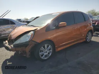 2009 Honda Fit Sport with VIN JHMGE88409S069311, listed as a Copart auction lot 61813455 with 109,062 mi miles and Salvage title. Bid and sale history available at DreamBid. Image 1.