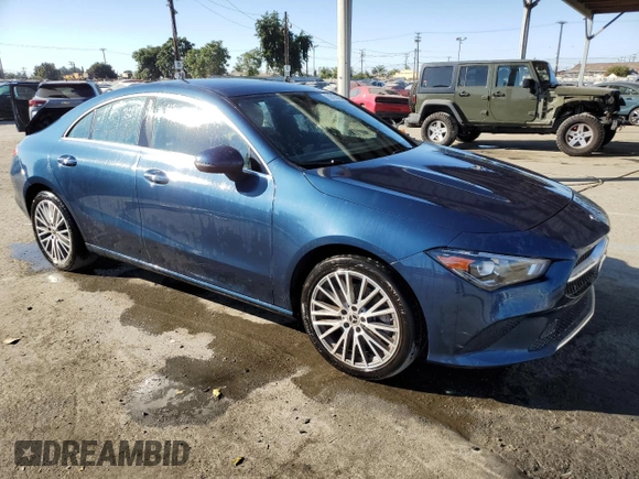 2022 Mercedes-Benz CLA 250 z VIN W1K5J4GB4NN251525, wystawiony jako Copart lot #74494414 z przebiegiem 45 792 mil mil oraz Szkoda całkowita • Salvage title. Historia ofert i sprzedaży dostępna na DreamBid. Obrazek 4.