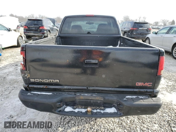 2001 GMC Sonoma SLS w/1SG Pkg with VIN 1GTCS19WX18167408, listed as a Copart auction lot 41805325 with 245,896 mi miles and Salvage Title. Bid and sale history available at carsss.com. Image 6.
