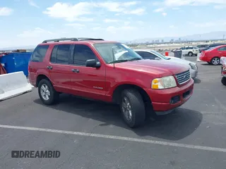 2005 Ford Explorer z VIN 1FMDU63K75ZA09251, wystawiony jako IAAI lot #42353306 z przebiegiem 178 694 mil mil oraz . Historia ofert i sprzedaży dostępna na DreamBid. Obrazek 1.