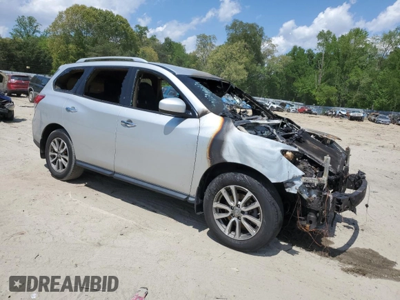 2014 Nissan Pathfinder SL with VIN 5N1AR2MM0EC700931, listed as a Copart auction lot 55628675 with Not provided miles and Salvage title. Bid and sale history available at DreamBid. Image 4.