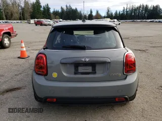 2021 MINI Hardtop Cooper SE with VIN WMWXP3C01M2N89221, listed as a Copart auction lot 79706014 with Not Provided miles and Salvage Title. Bid and sale history available at DreamBid. Image 6.