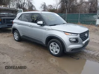 2020 Hyundai Venue SE z VIN KMHRB8A39LU033628, wystawiony jako IAAI lot #41515079 z przebiegiem 69 651 mil mil oraz . Historia ofert i sprzedaży dostępna na DreamBid. Obrazek 1.