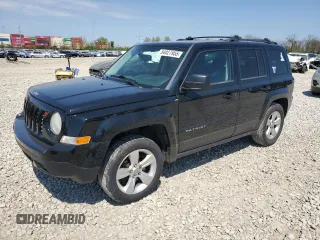 2014 Jeep Patriot Latitude z VIN 1C4NJRFB8ED528451, wystawiony jako Copart lot #54027955 z przebiegiem 202 347 mil mil oraz Szkoda całkowita • Salvage title. Historia ofert i sprzedaży dostępna na DreamBid. Obrazek 1.