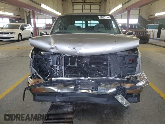 1999 Chevrolet Suburban with VIN 1GNEC16R8XJ543701, listed as a Copart auction lot 84322714 with 211,491 mi miles and Salvage Title. Bid and sale history available at carsss.com. Image 5.
